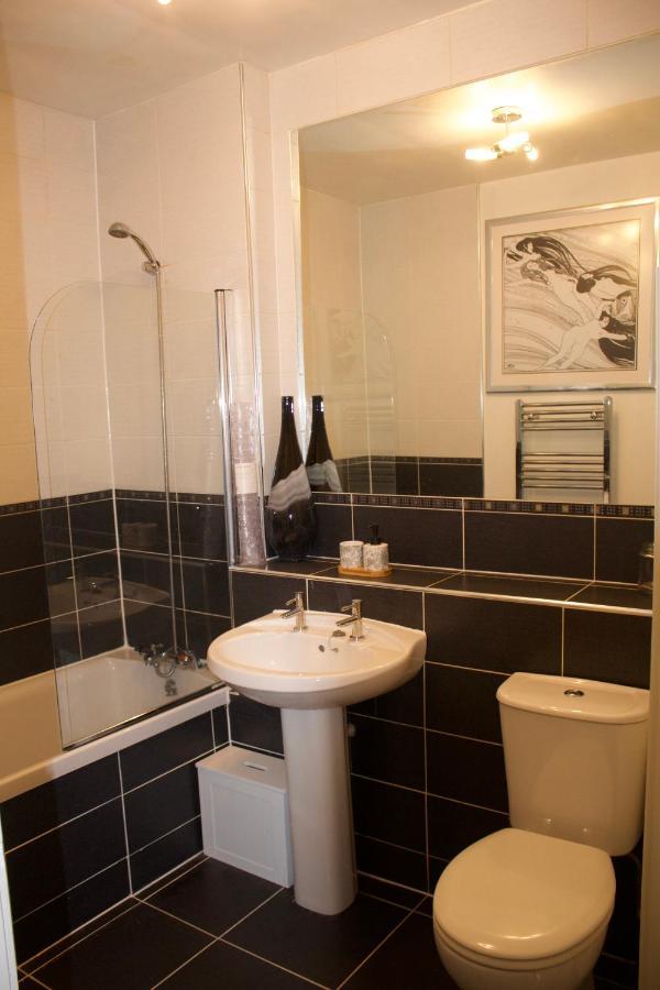 Lovely 1 Bed Flat In Stockbridge, Near Edinburghs City Centre Exterior foto